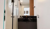 Black Piano Residence