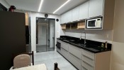 APARTAMENTO PARCIALMENTE MOBILIADO