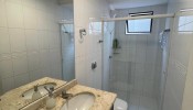 Apartamento com Vista para o Mar em Meia Praia 
