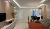 Apartamento com Vista para o Mar em Meia Praia 