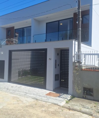 SOBRADO GEMINADO