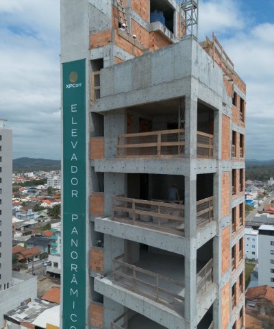 APARTAMENTO FRENTE AVENIDA VISTA MAR